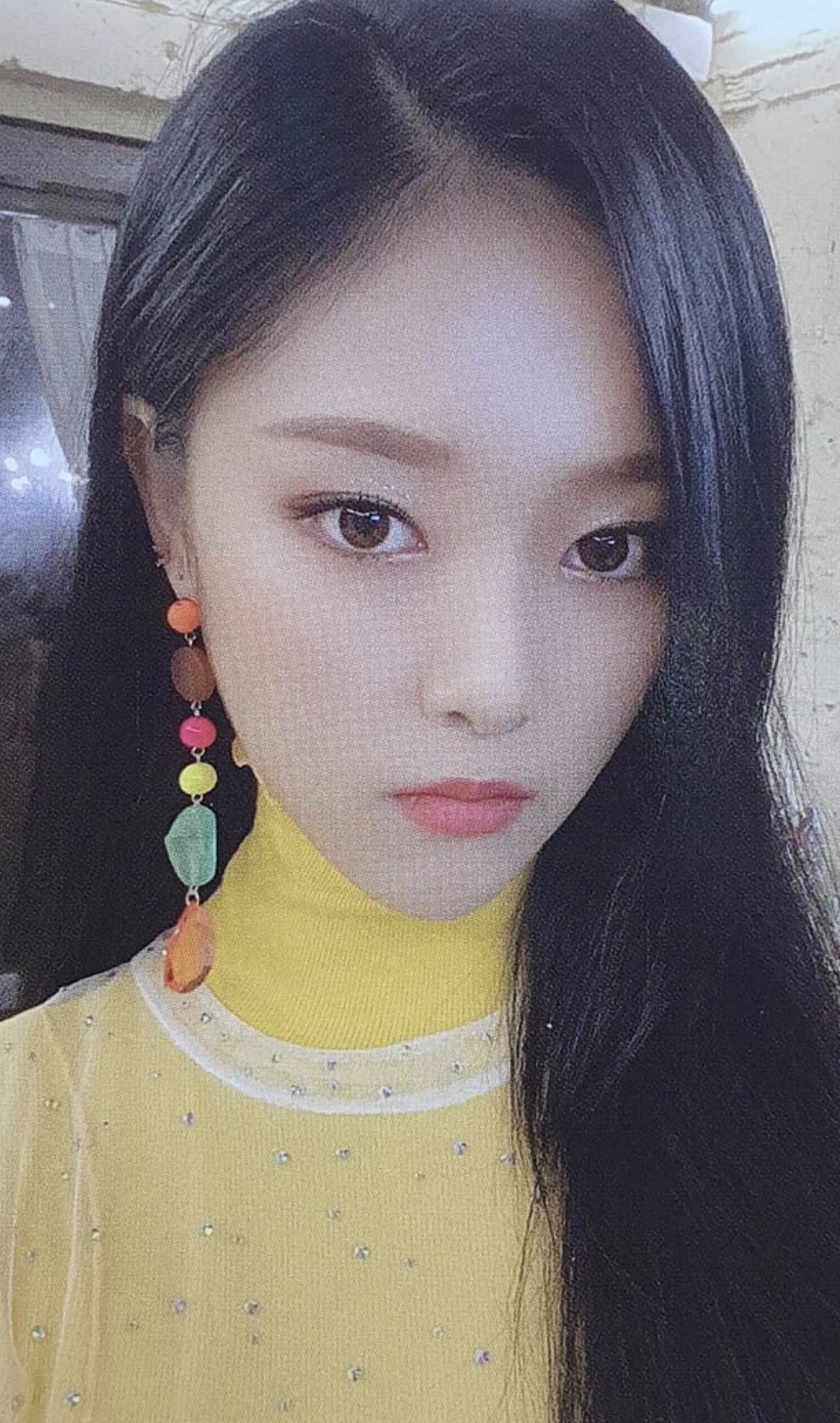 Hyunjin LOONA photocard from Photocard