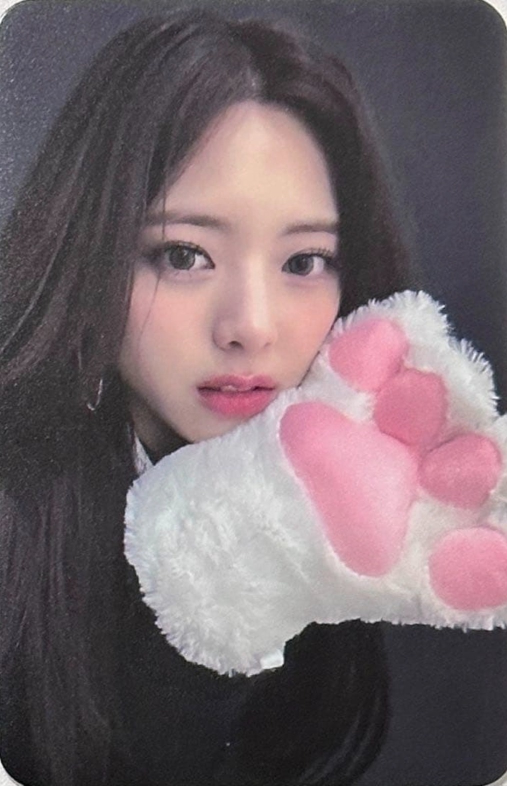 Yuna ITZY photocard from Benefit