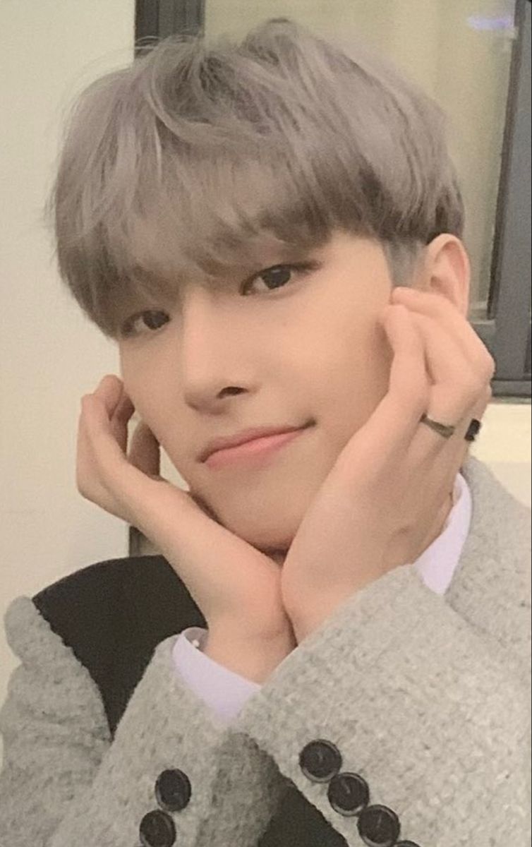 Mingi ATEEZ photocard from Preorder Benefit