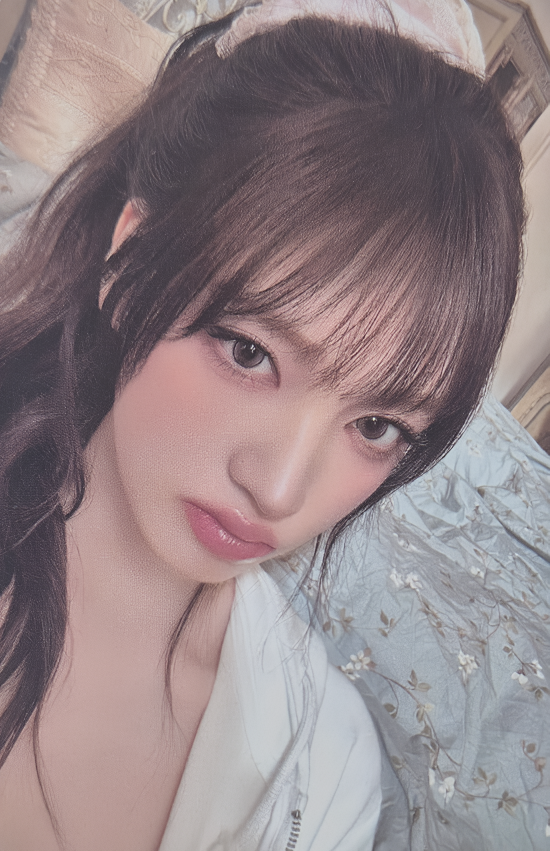 IVE 2nd World Tour 'SHOW WHAT I AM' Random Photocards Pack