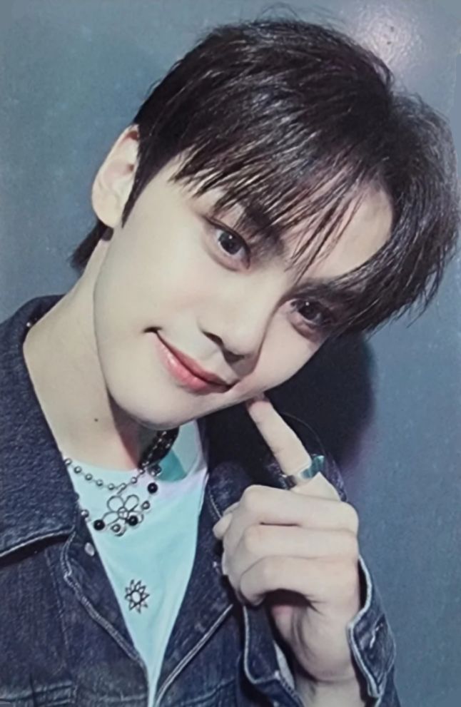 Jump Up 2.0 Artbook Ver. LD