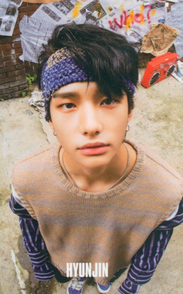 Hyunjin Stray Kids photocard from Behind Ver.
