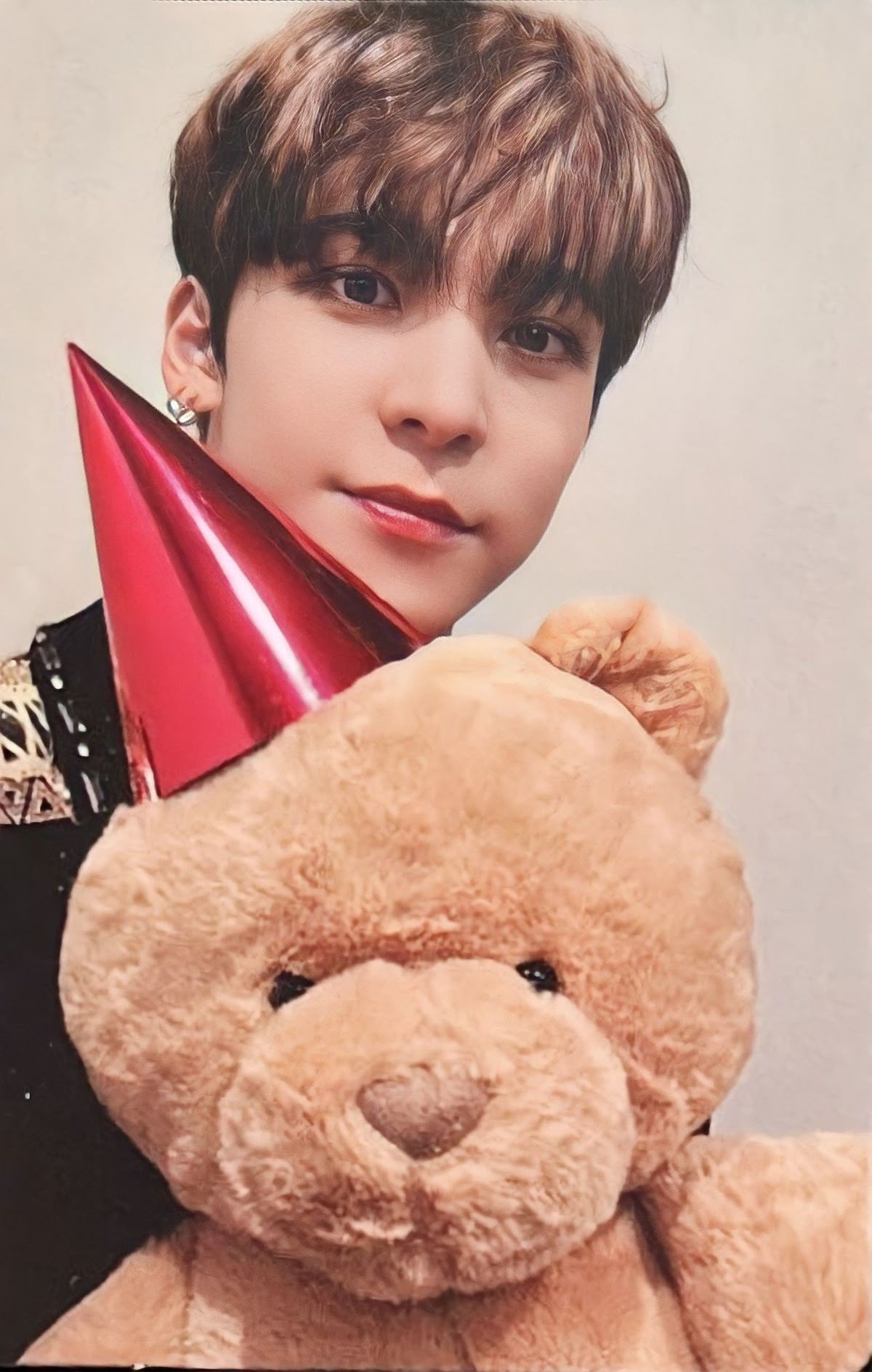 Yunho ATEEZ photocard - SPIN OFF:
FROM THE WITNESS Hug set