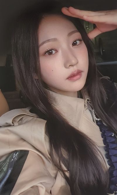 Stella Hearts2Hearts photocard from Preorder