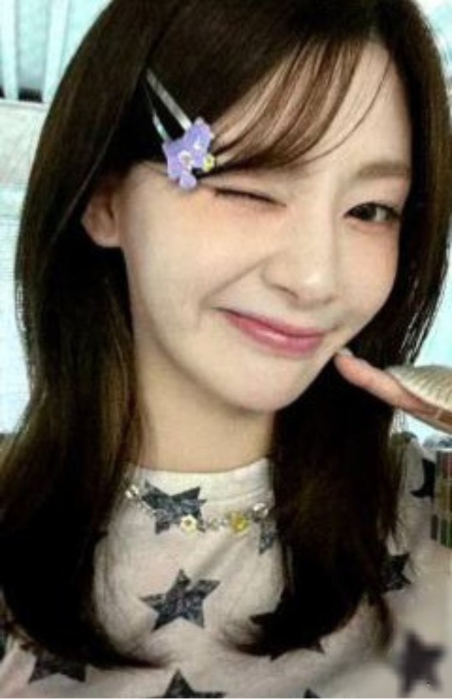 2024 Season's Greetings: 'Play STAYC Arcade' Yizhiyu Benefit