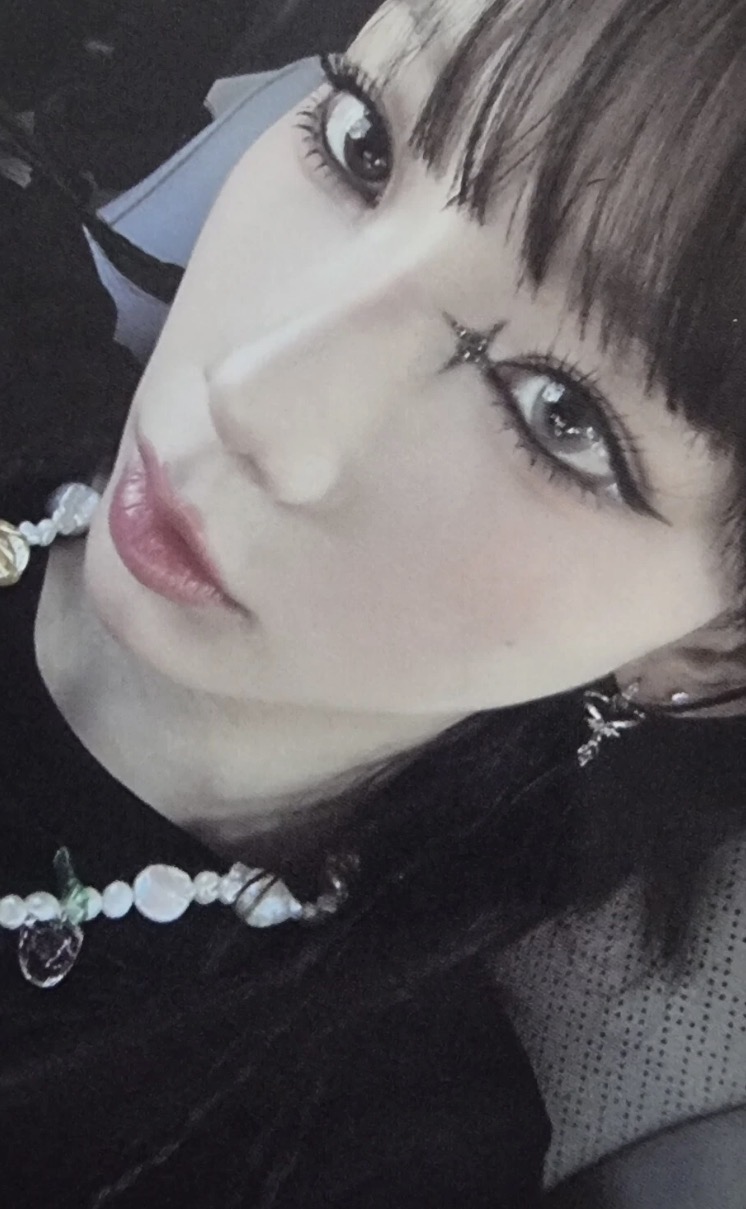 Taeyeon GOT the beat photocard from BEAT ver. Photocard