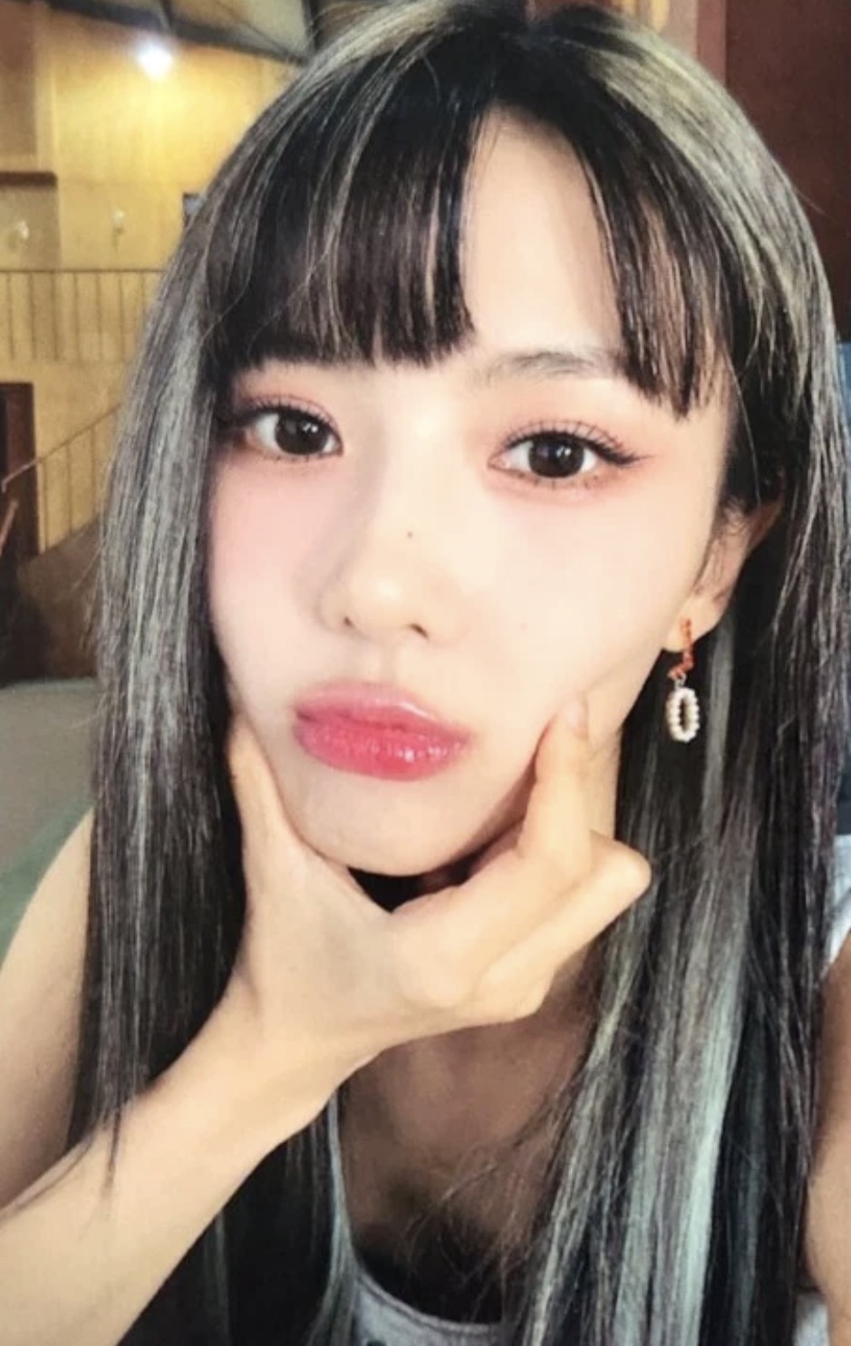 Yoohyeon Dreamcatcher photocard from Photocard Set (Sunday Club ver.)