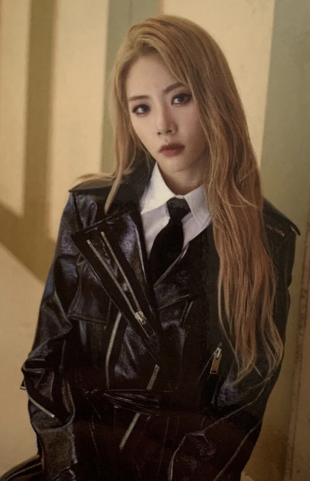 JiU Dreamcatcher photocard from Photocard