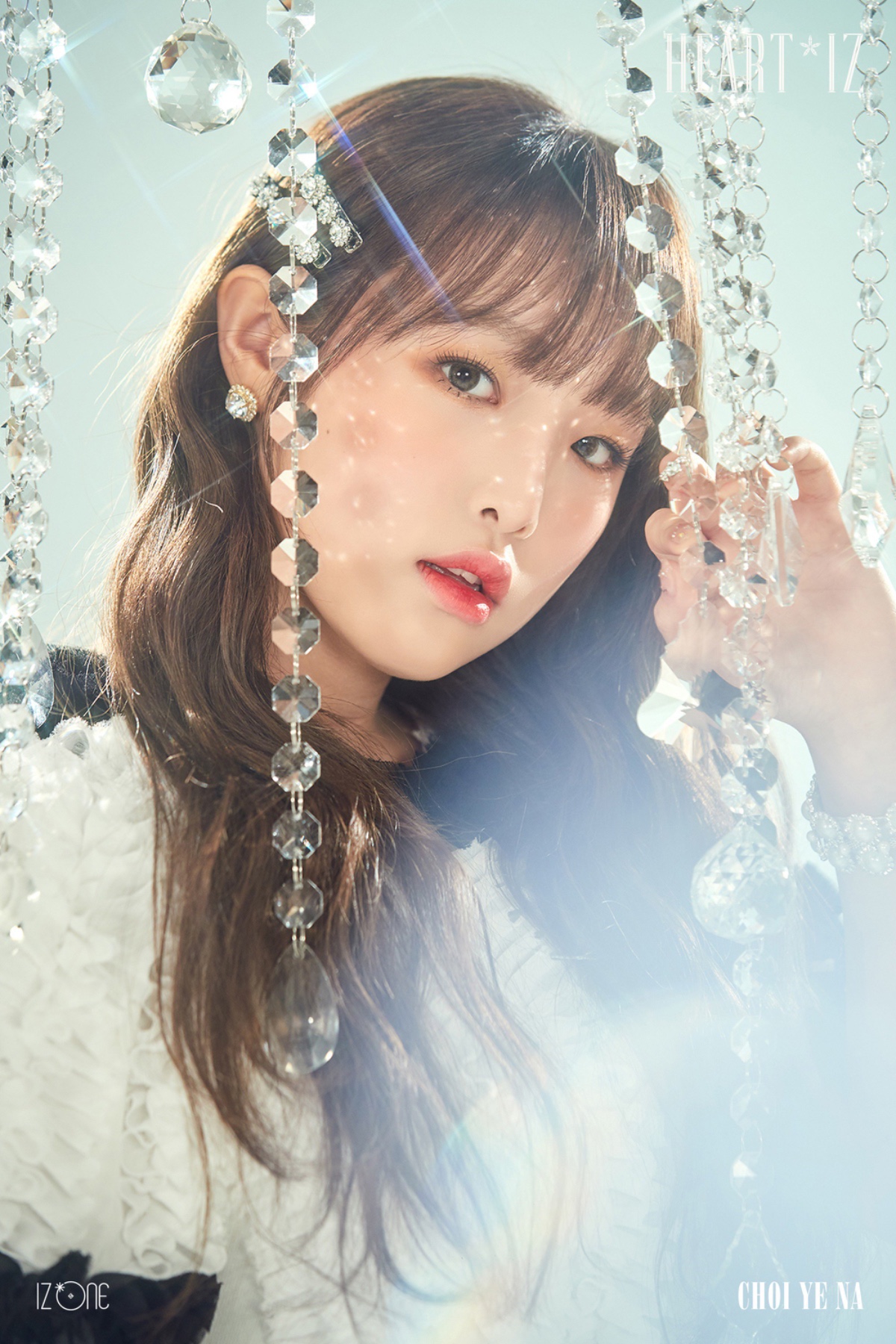 Yena IZ*ONE photocard - HEART*IZ Photocard