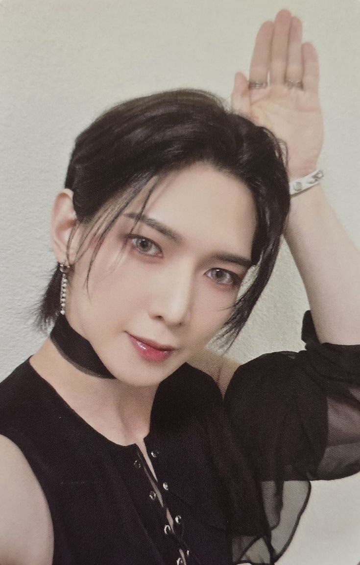 Yeosang ATEEZ photocard from Offline