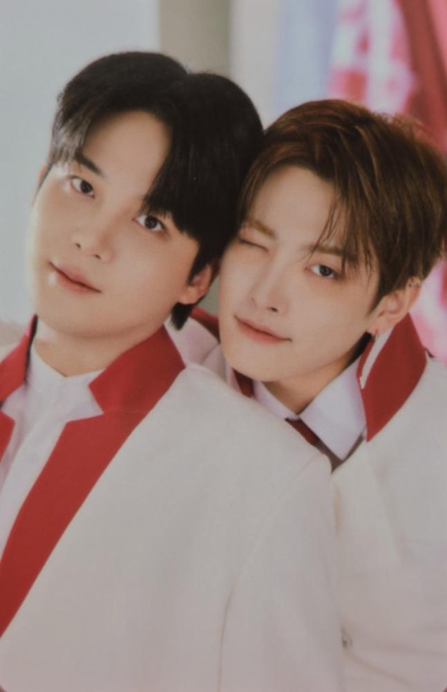 ANITEEZ in THE CALLING Trading Cards