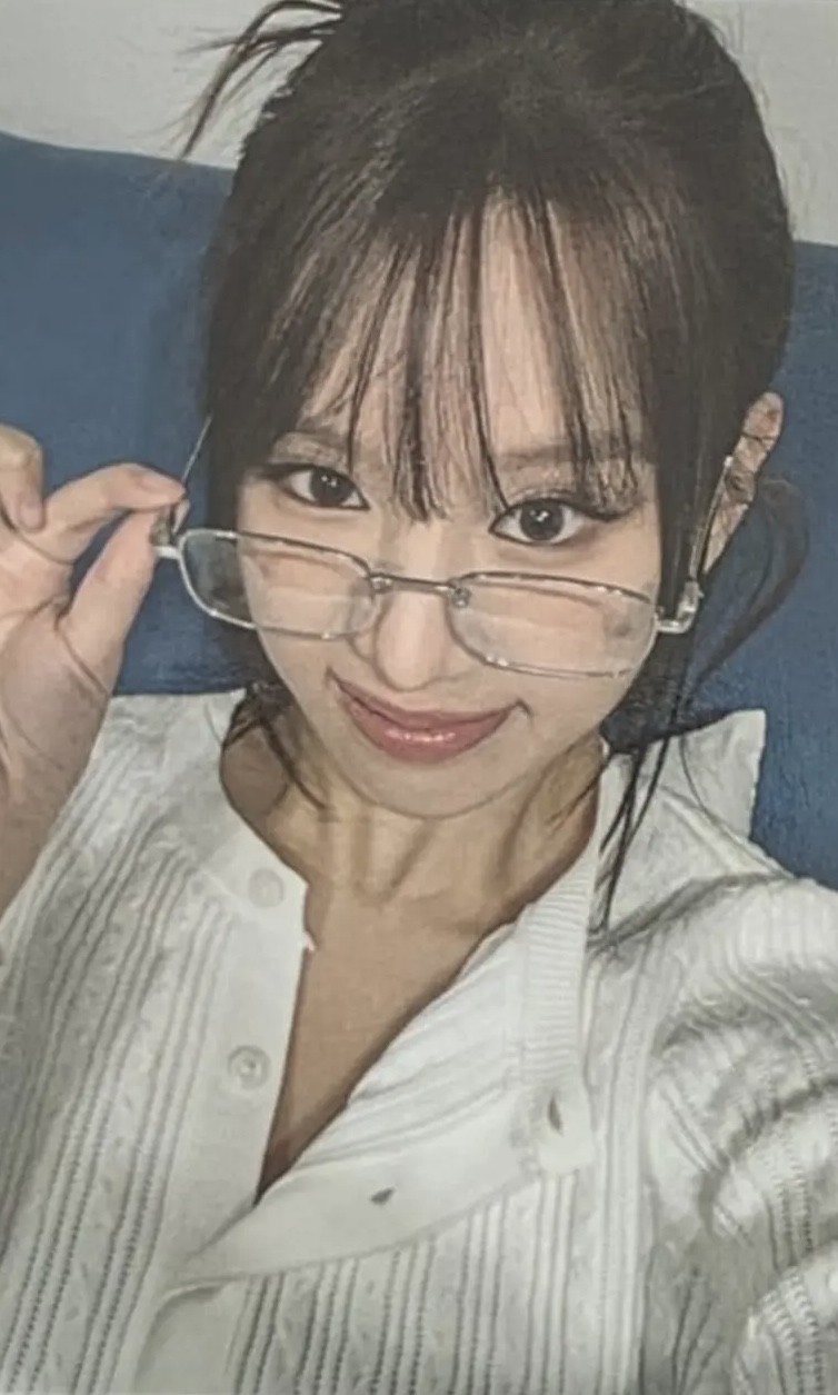 Natty KISS OF LIFE photocard - Who is she Photocard