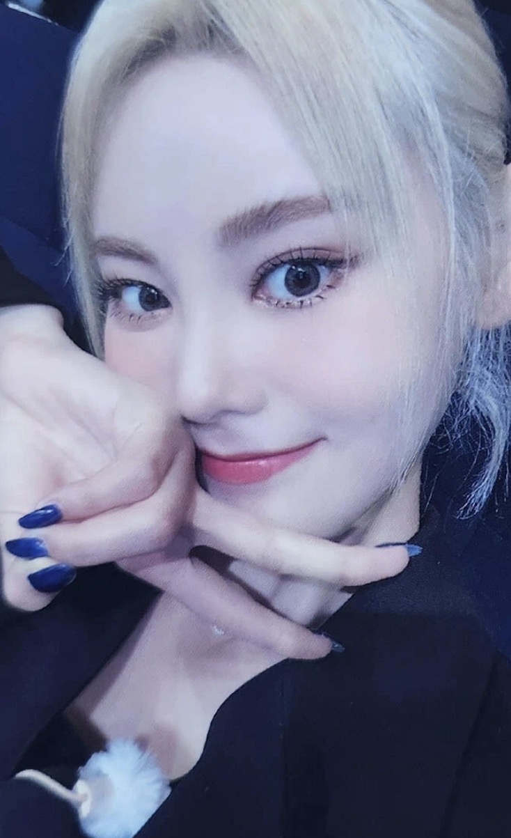 JinSoul LOONA photocard Trading Cards