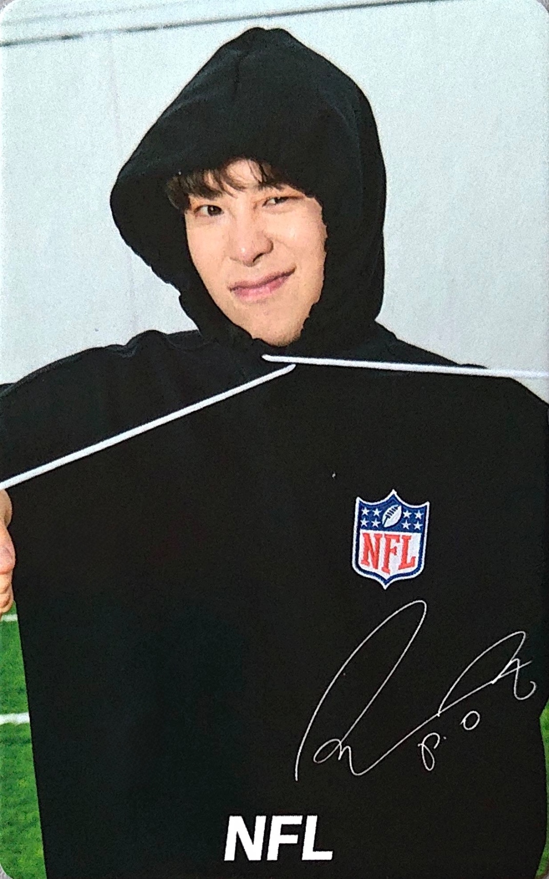 NFL x P.O 50k Won Photocard