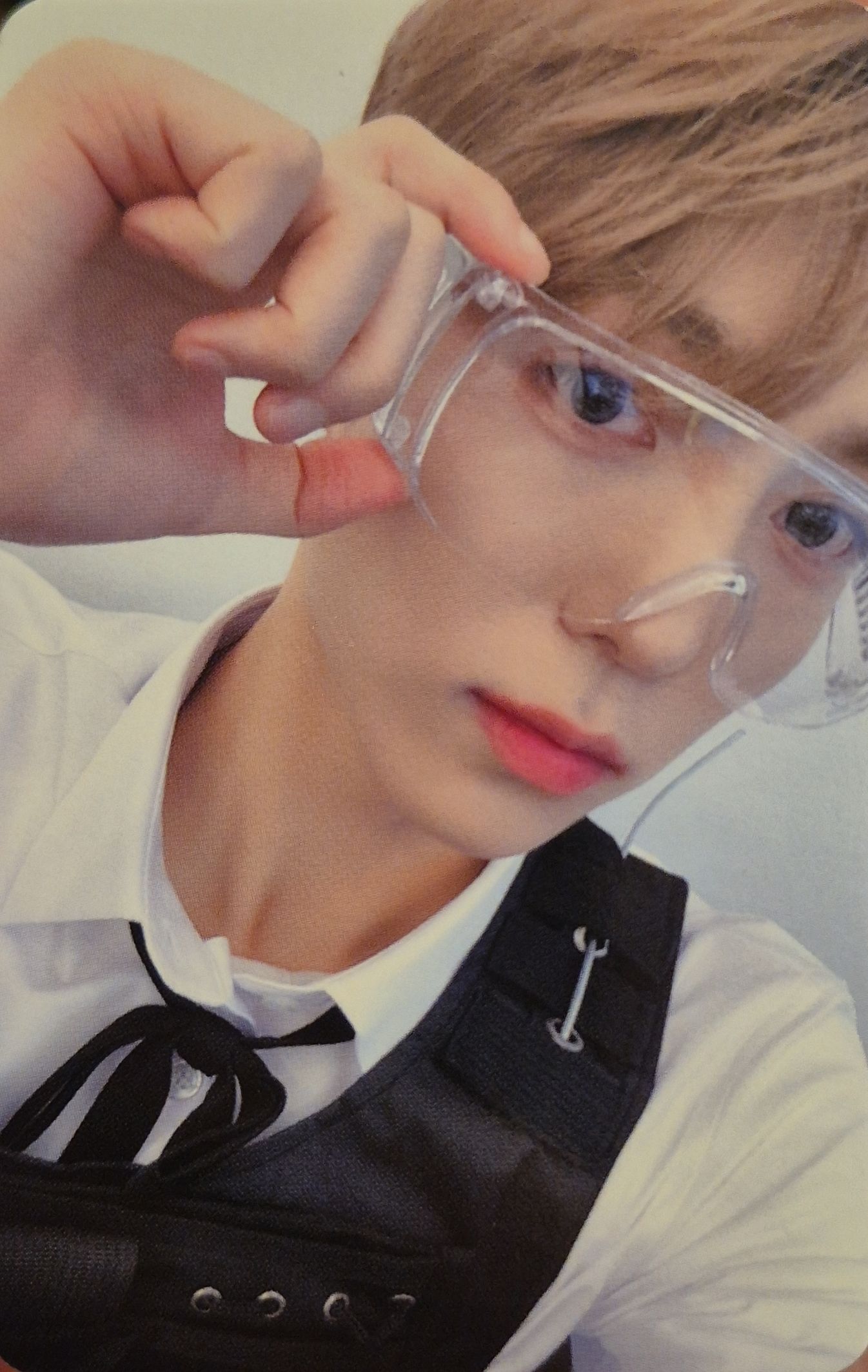 Minje ALL(H)OURS photocard from Online