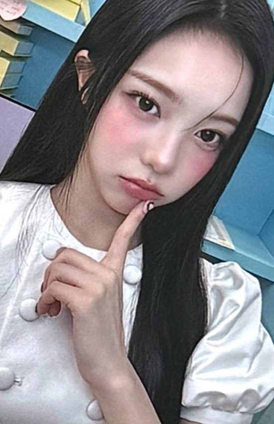 Ian Hearts2Hearts photocard from Lucky Draw