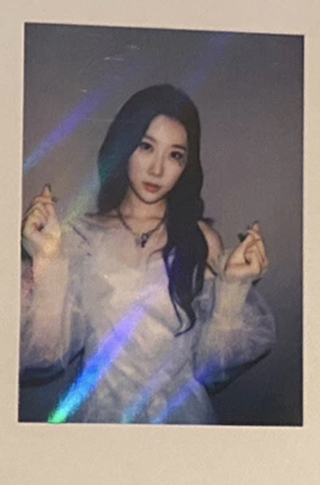 Handong Dreamcatcher photocard from Preorder Benefit