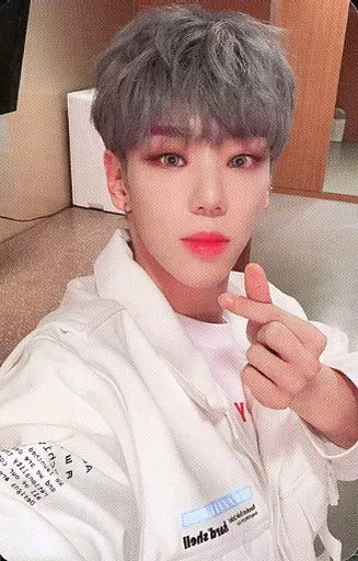 Byeongkwan A.C.E photocard - UNDER COVER Photocard
