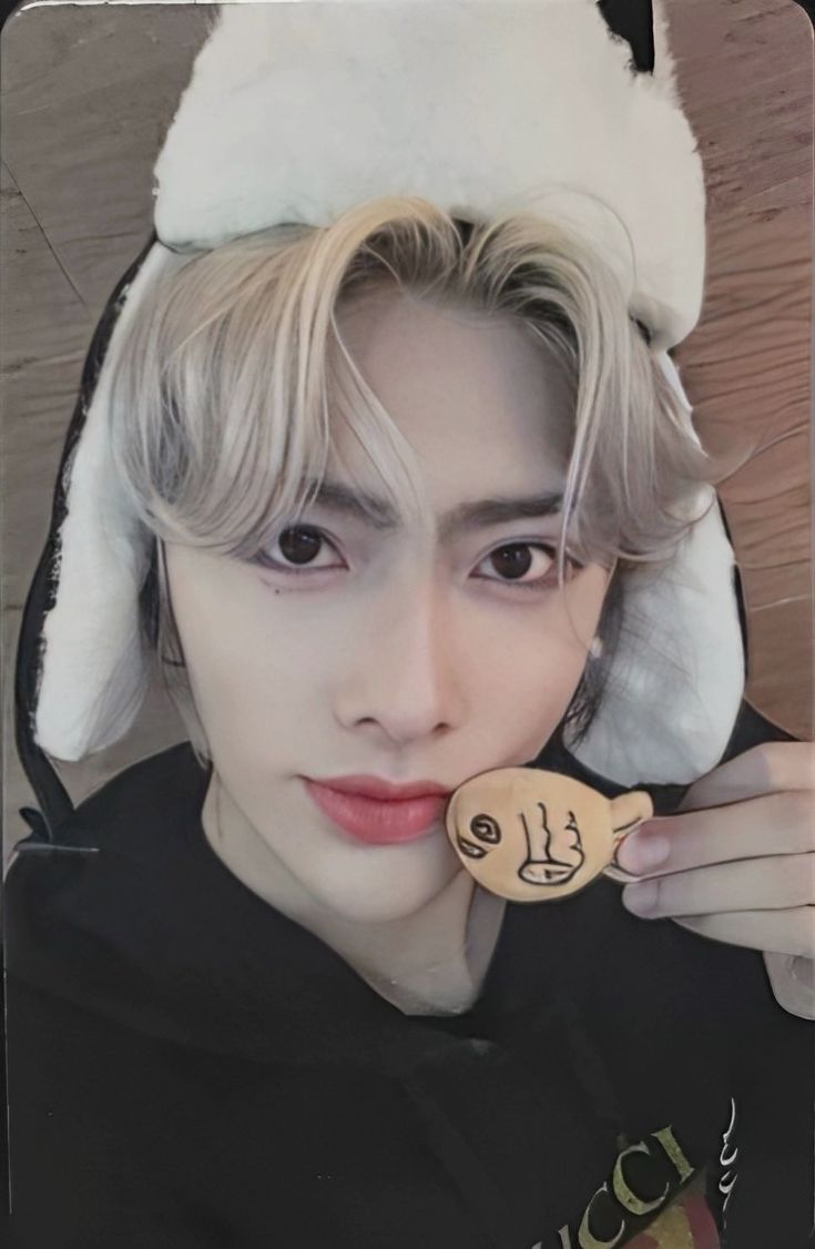 Apple Music 1.0 Photobook Ver. LD