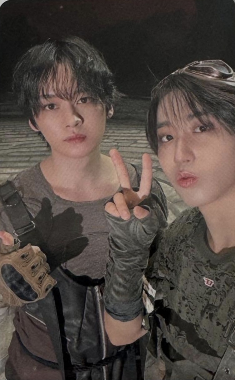 Fanclub Benefit Preorder Unit Photocard