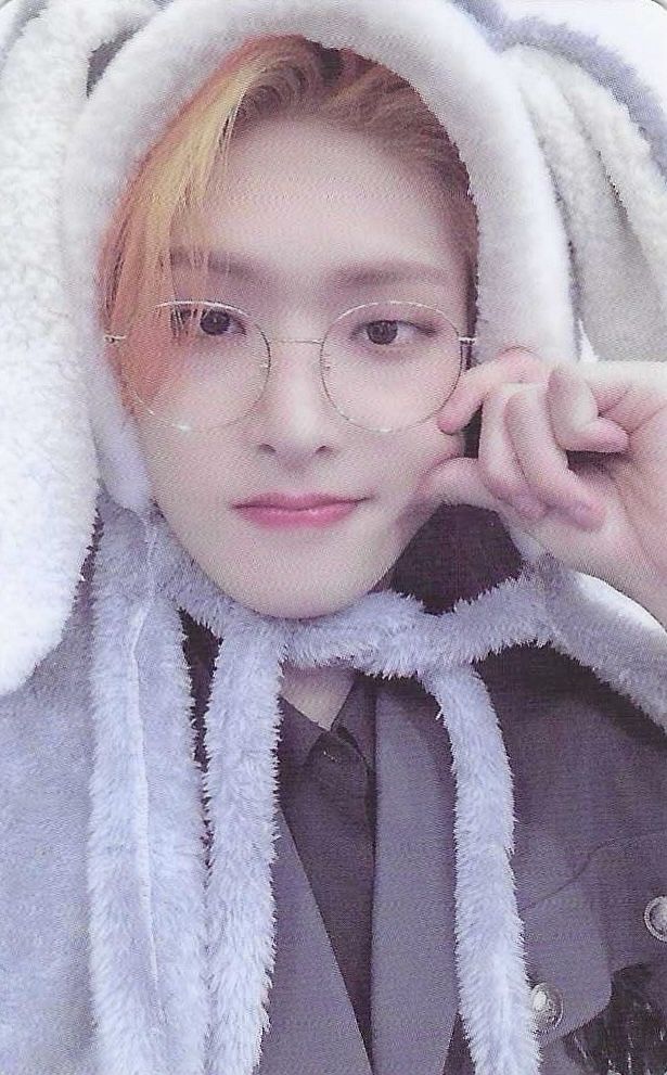 Mingi ATEEZ photocard from Set 2