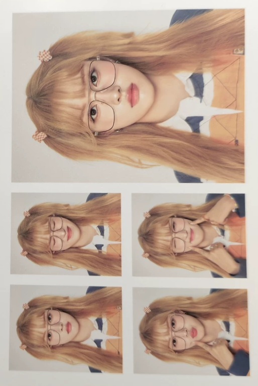 Yoon STAYC photocard from ID Set (Nerd ver.)