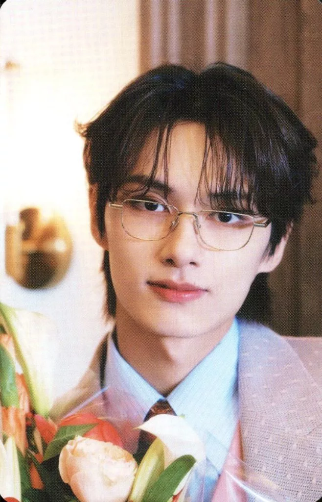 Jun SEVENTEEN photocard - SPILL THE FEELS Booklet (Random Member set)