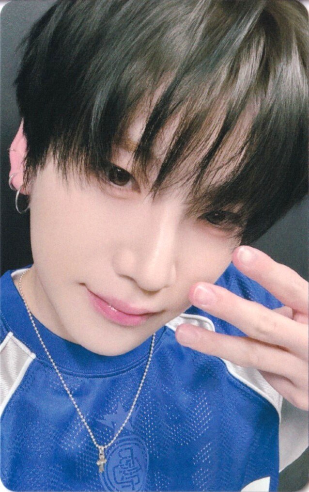 Yuma &TEAM photocard from Benefit
