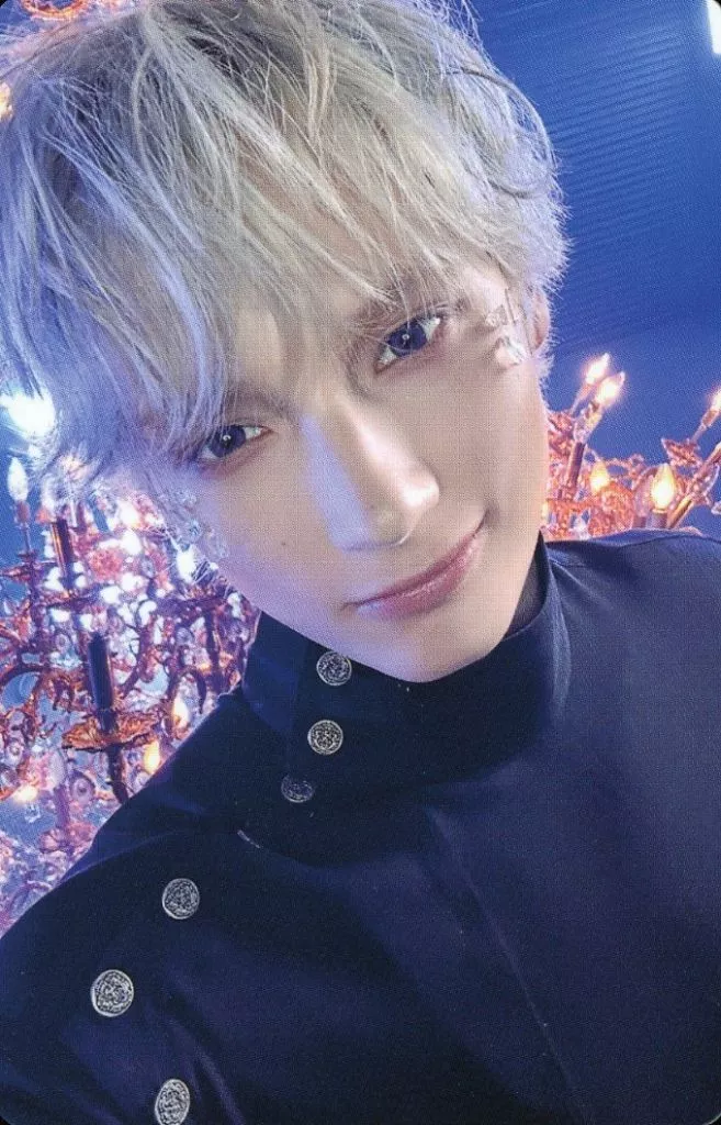 Hueningkai TXT photocard - Starkissed Photocard