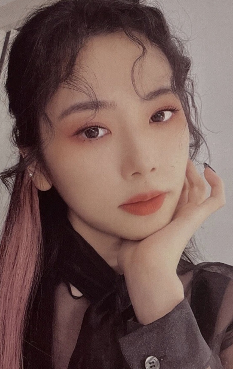 JiU Dreamcatcher photocard from Preorder Benefit