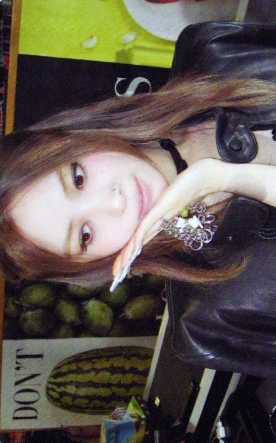 Ryujin ITZY photocard from Set Purchase Benefit