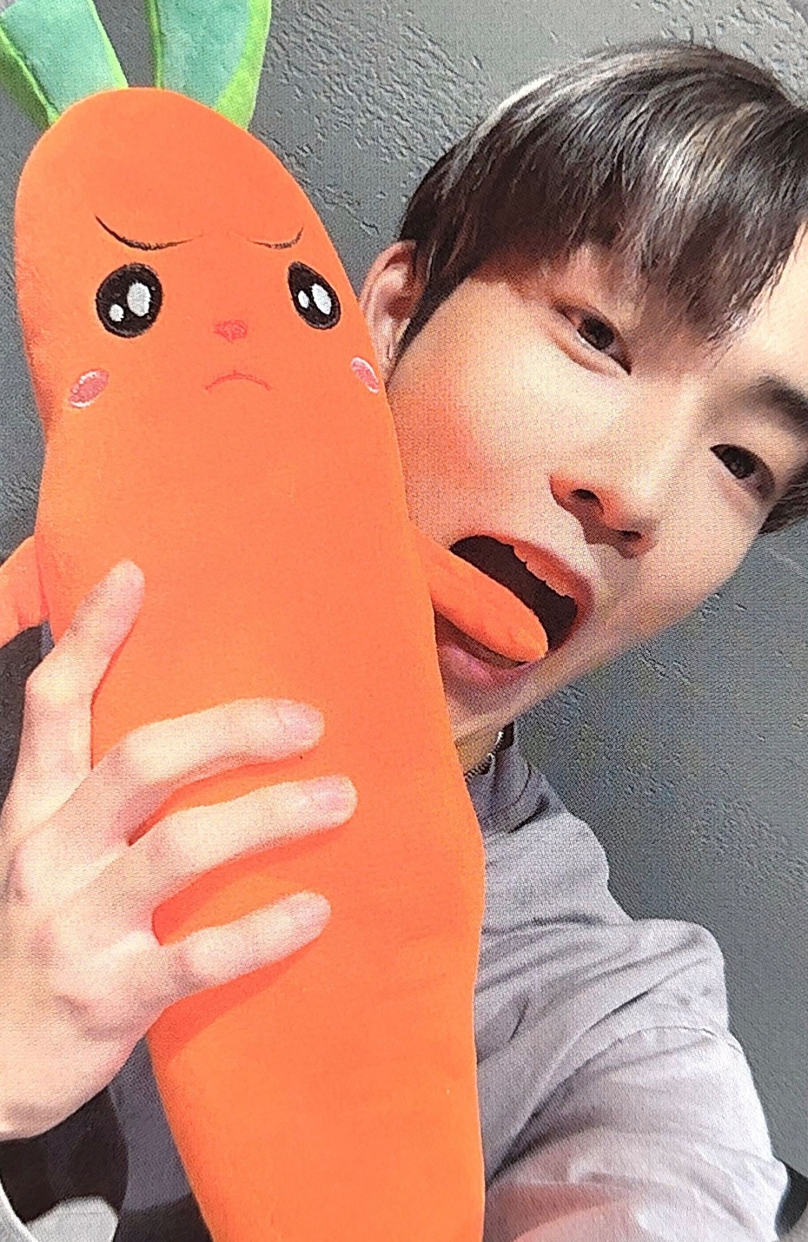 Kevin THE BOYZ photocard - BE AWAKE Preorder Benefit