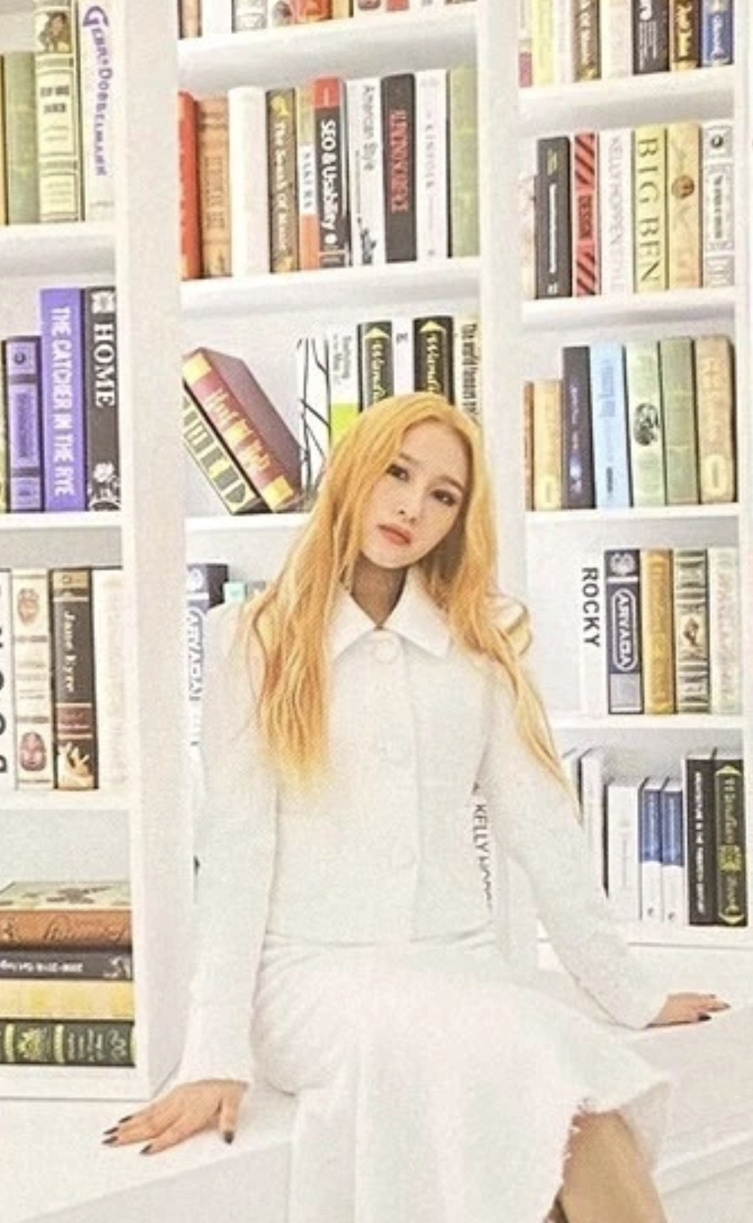 Siyeon Dreamcatcher photocard - The end of nightmare Photocard