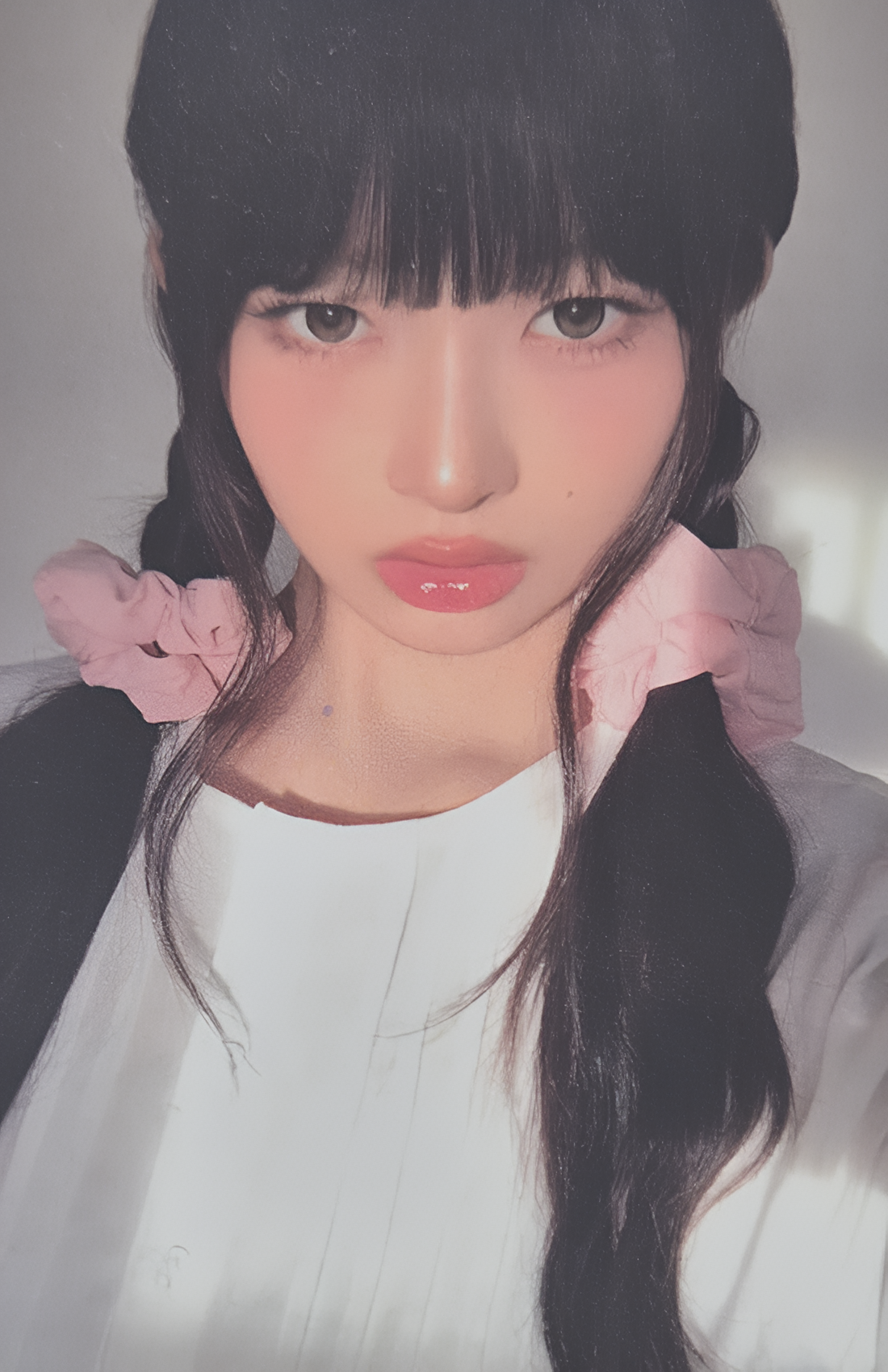 IVE 2nd World Tour 'SHOW WHAT I AM' Random Photocards Pack