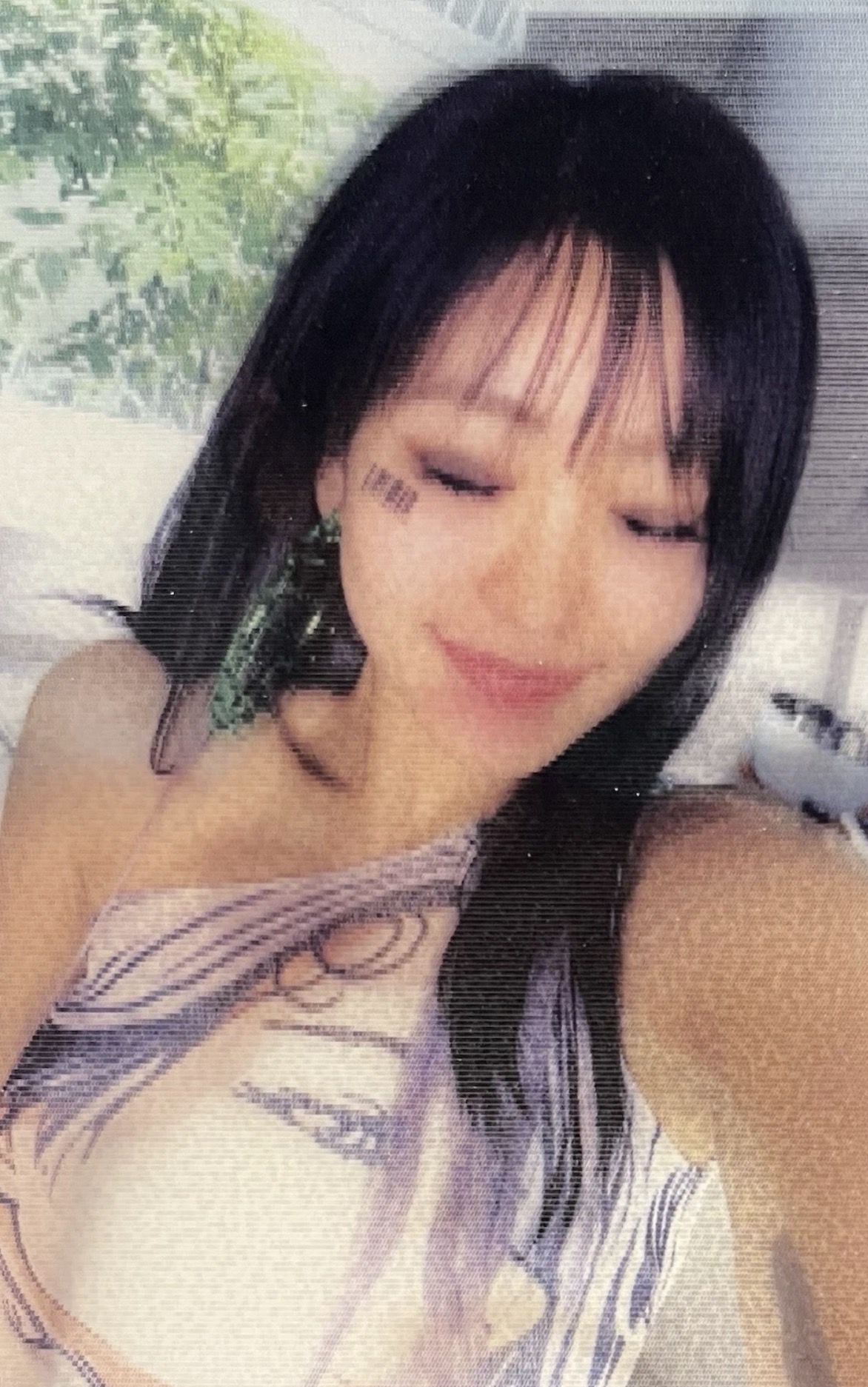 Julie KISS OF LIFE photocard from First Press Lenticular Photocard