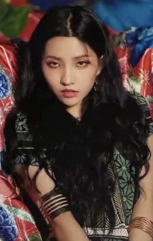 Broadcast Photocard