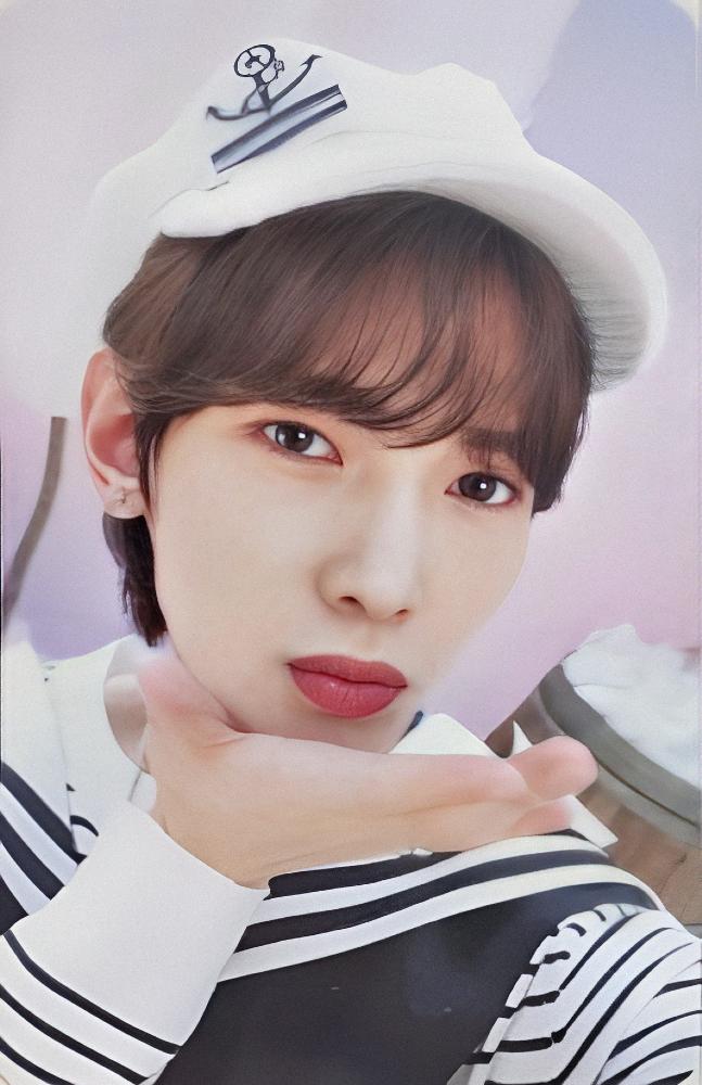 ANITEEZ in ILLUSION Random Trading Card