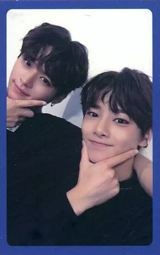  Stray Kids photocard - I am YOU QR Photocard B ver.