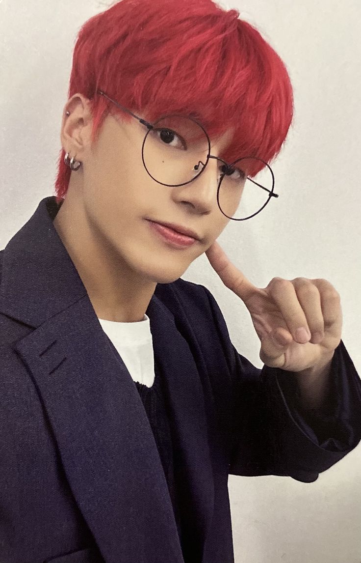Wooyoung ATEEZ photocard from US exclusive