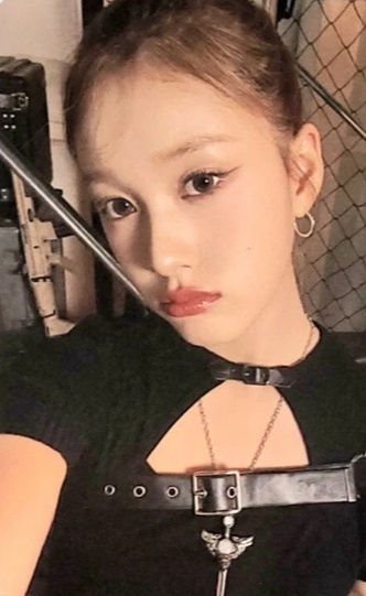 2024 Season's Greetings: 'Play STAYC Arcade' Soundwave / Applemusic / Ktown4u Benefit