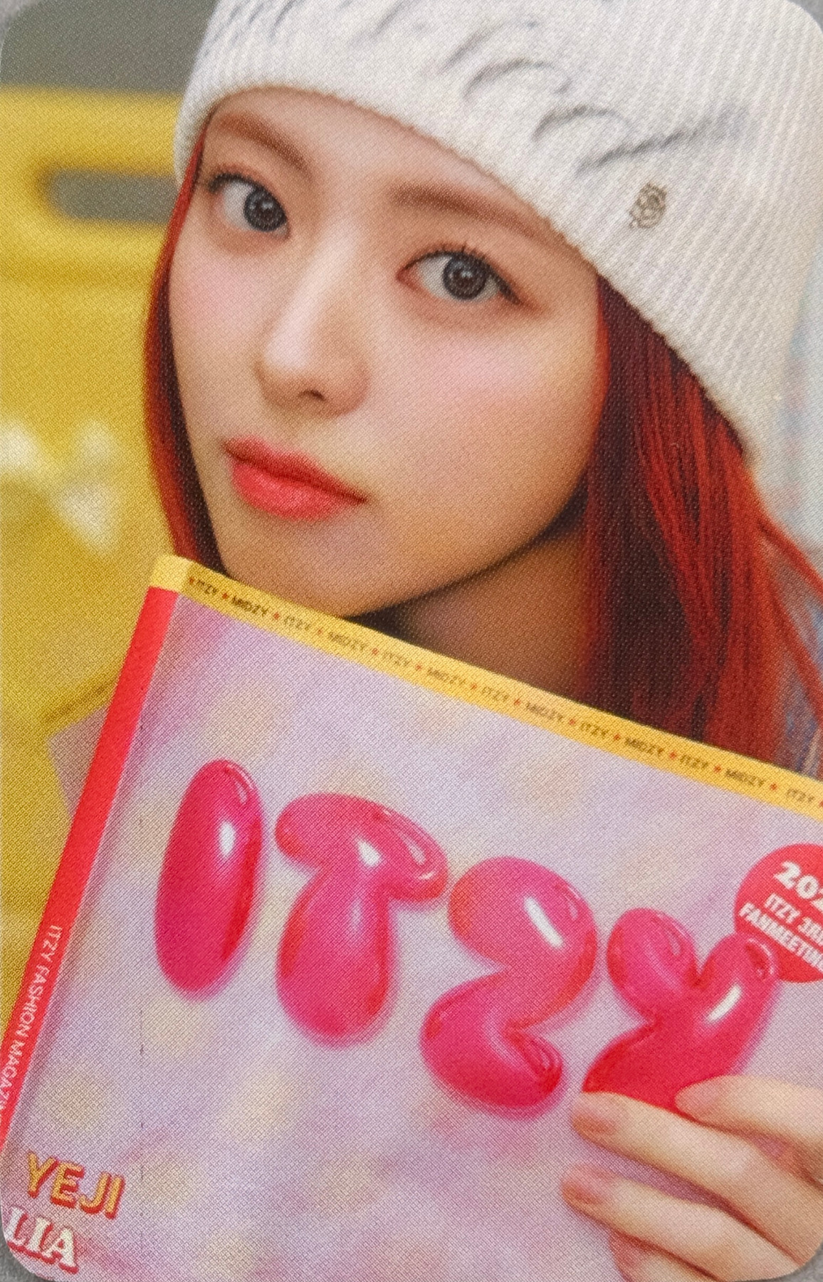 Yuna photocard