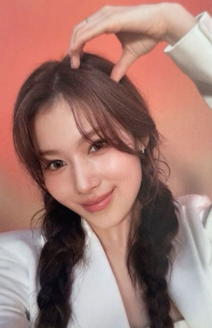 Sana photocard