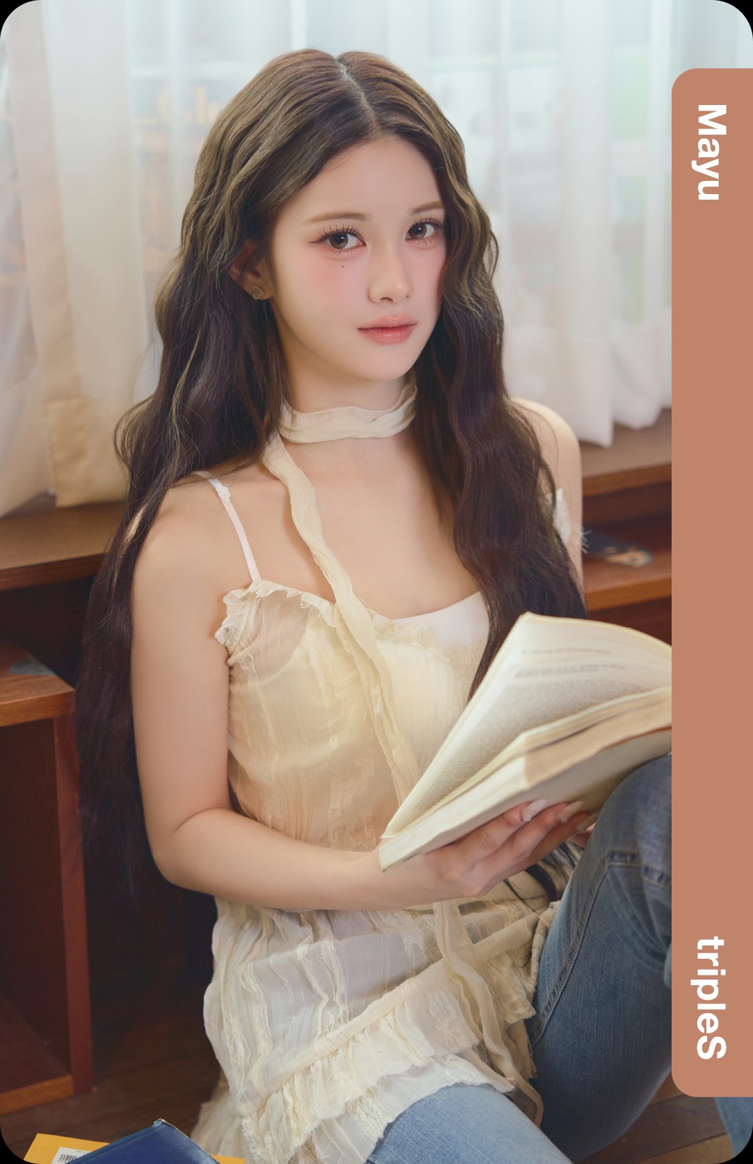 Mayu tripleS photocard - LOVE&POP pt.1 Showcase Objekt Pack