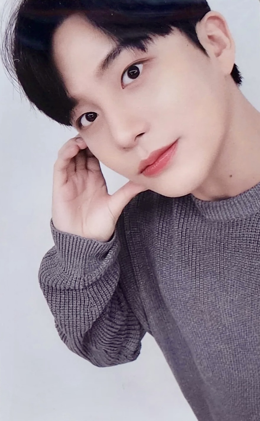 ATEEZ x KAURA VALENTEEZ Photocards