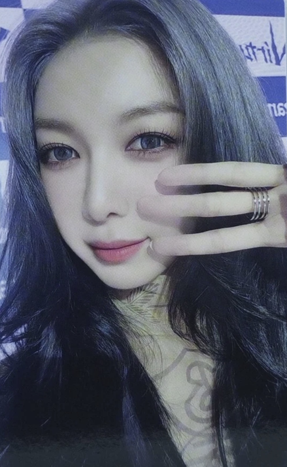 Dami Dreamcatcher photocard from Benefit