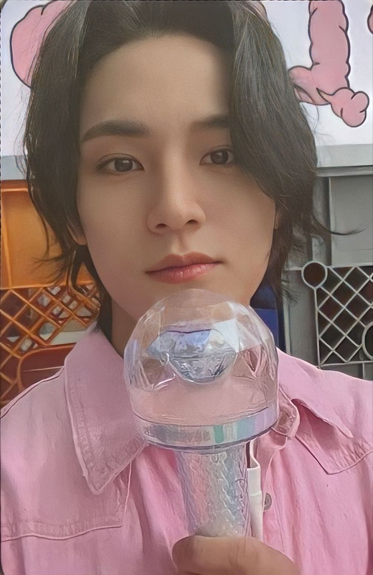 Mingyu SEVENTEEN photocard from Caratzone Photocard