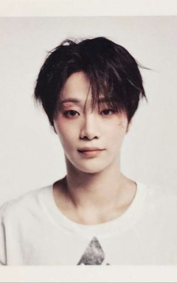 Nam JiWoon idntt photocard from ID Photo A
