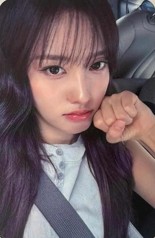 Yoon STAYC photocard from 50k won Benefit