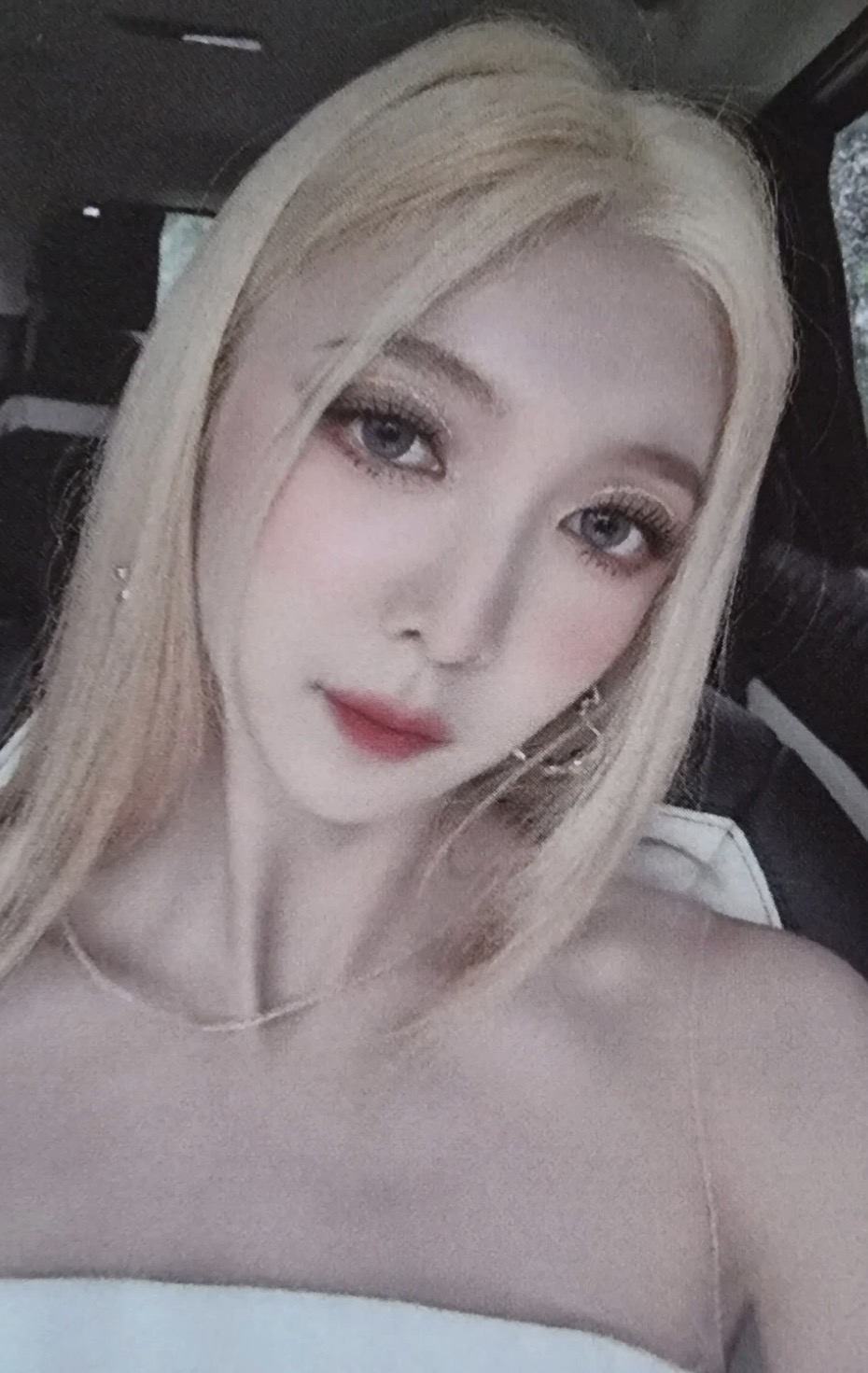 Dami Dreamcatcher photocard - Apocalypse : follow us Lucky Draw