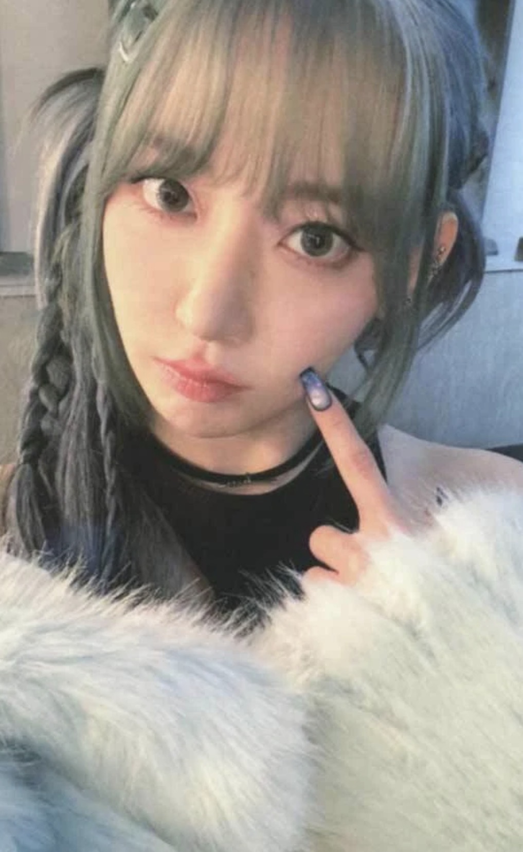 Sakura LE SSERAFIM photocard from Preorder